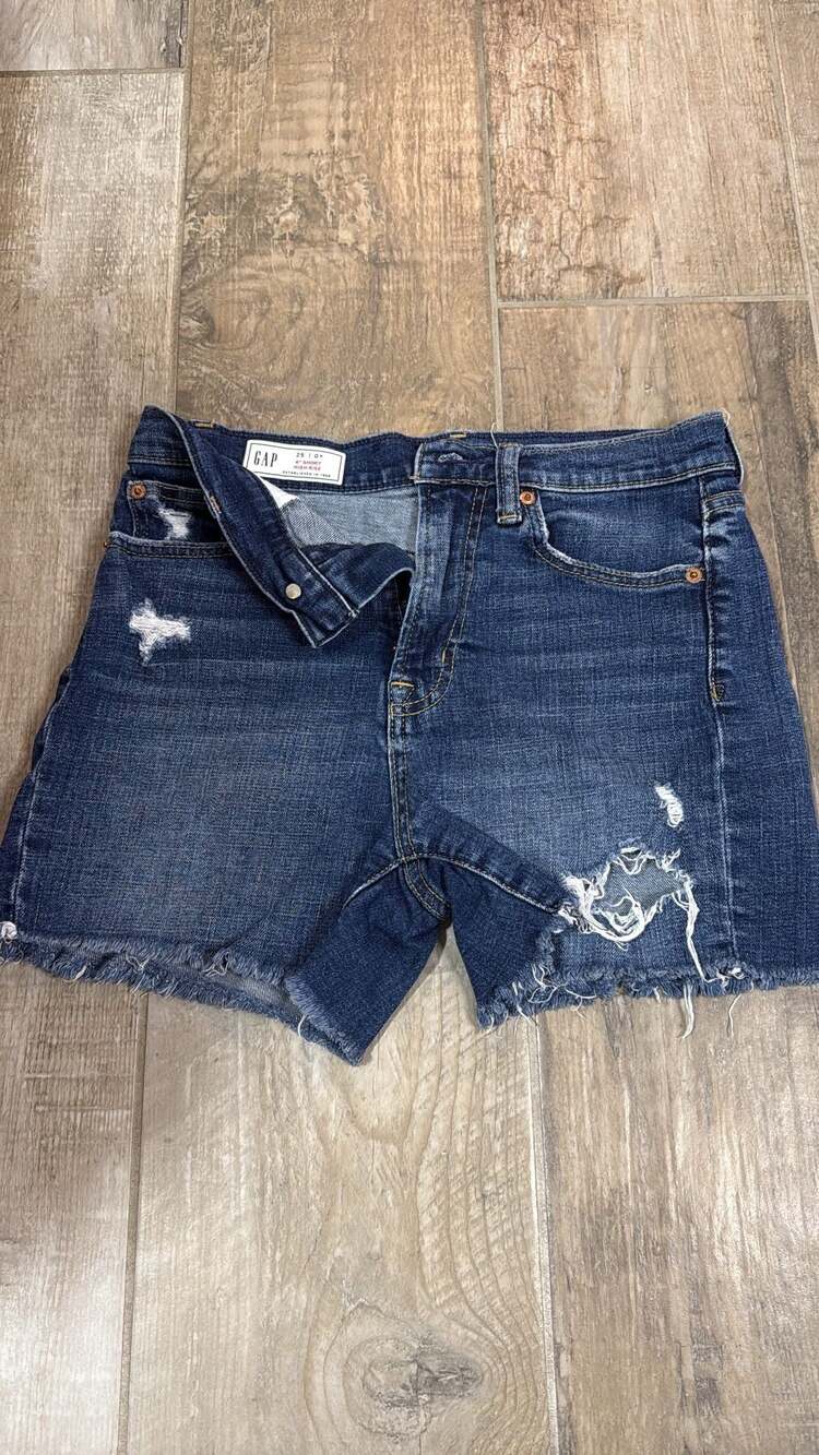 Gap High Rise Denim Shorts Size 25 Distressed Raw Hem Blue